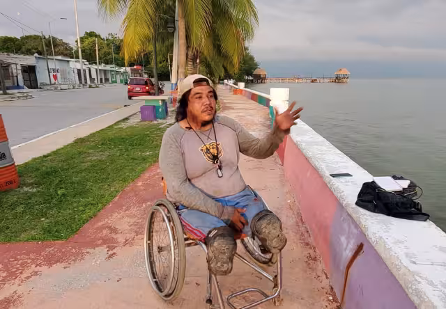 Carlos Alejandro Ballina Tuyub se dedica a la albañilería