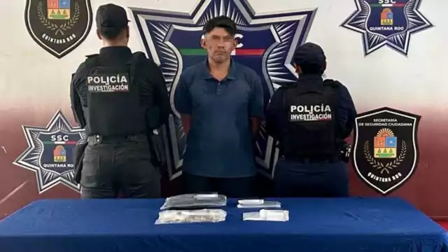 Fueron aseguradas llevaba 36 bolsitas con marihuana y 15 bolsitas con cristal