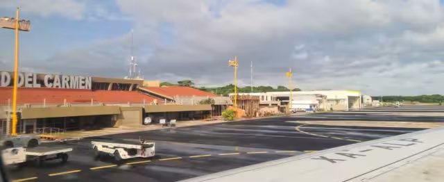 Utilizarán un avión tipo jet para llevar a cabo sus operaciones, con una capacidad de al menos 100 asientos disponibles por vuelo