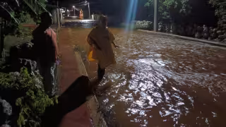 ¡El agua llegó hasta las casas! Fuertes lluvias inundan comunidades de Hopelchén