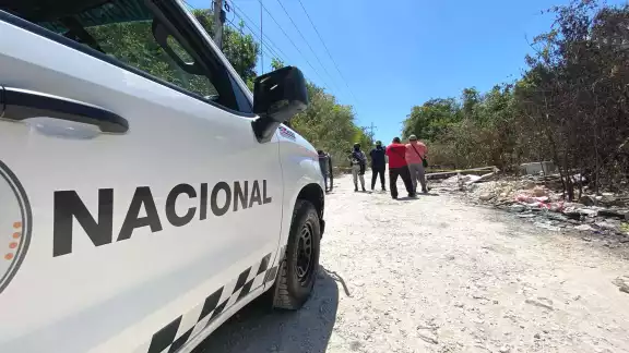 La zona, un camino de terracería solitario, es usada constantemente para dejar restos La zona, un camino de terracería solitario, es usada constantemente para dejar restos