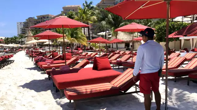 La ocupación de cuartos sigue cayendo, ya que en Cancún reportaron 59.4%, en Puerto Morelos 41.2, y la zona continental de Isla Mujeres un 56.6 por ciento