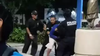 Exhiben abuso de la policía  Cansahcab tras la detención de un hombre 