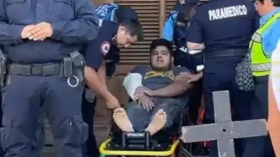 Paramédicos de la Policía Municipal atendieron al lesionado