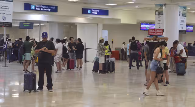 La gran movilidad de pasajeros se mantiene en el aeropuerto de Cancún