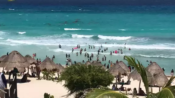 La temporada alta de Cancún se podrá visualizar en los lugares turísticos como las playas La temporada alta de Cancún se podrá visualizar en los lugares turísticos como las playas