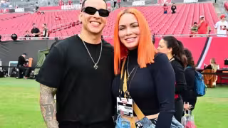 Daddy Yankee y Mireddys González