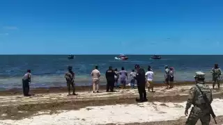 El joven Josmar Javier Casanova desapareció hace más de cuatro días tras el hundimiento de su lancha en el mar