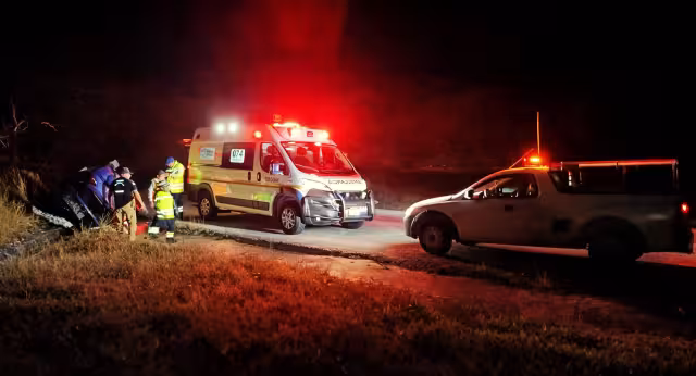 Accidente nocturno en Seybaplaya: sin lesionados, sólo valoración médica