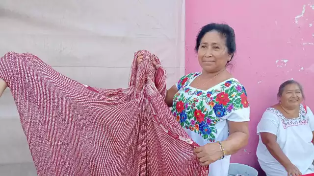 Habitantes recurren a productos artesanales para dormir cómodamente en la temporada de calor