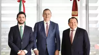 El gobernador de Yucatán, Joaquín Díaz Mena, se reunió con el secretario de Economía, Marcelo Ebrard, y Emilio Barrera, secretario de Fomento Económico y Trabajo de Yucatán