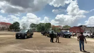 Pobladores de Santa Cruz Pachón impiden que un empresario construya en instalaciones deportivas