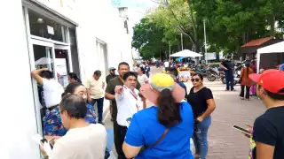 Se cae sistema del SATQ y desata molestia durante canje de placas en Chetumal