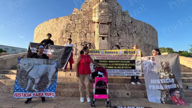 Defensores de los derechos de los animales se manifiestan a dos años del asesinato de Rufo