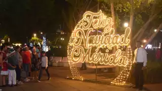 Mérida brilla con la iluminación navideña