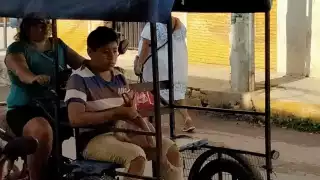 Para algunos mototaxistas, el hecho de que una mujer realice el mismo trabajo que ellos, es algo valioso, digno de respeto y admiración