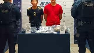 Los detenidos se identificados como Miguel Alejandro “N.”, de 19 años, originario de Tabasco, y Kevin Uriel “N.”, de 25 años, originario de Monterrey