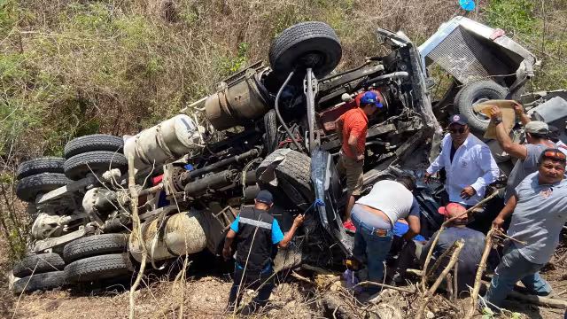 Aunque lograron trasladarlo al hospital perdió la vida