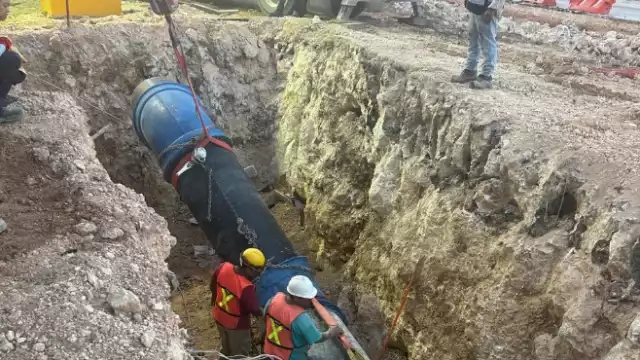 Aguakan se encargó de colocar una nueva tubería