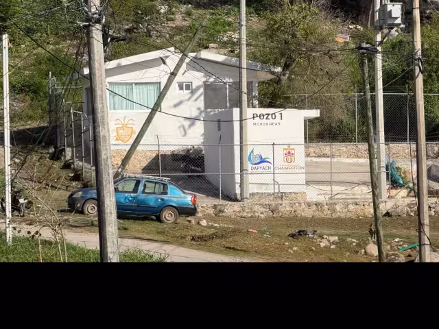 Vecinos de diversas colonias de Champotón reportaron la falta de agua potable desde la tarde del sábado.