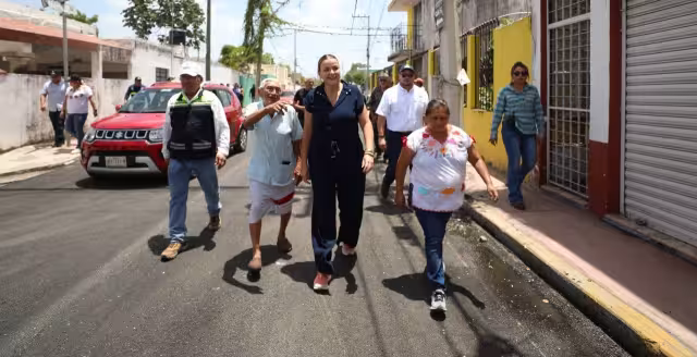 La alcaldesa Cecilia Patrón supervisó el operativo Calle por Calle en la Av. Alfredo Barrera Vásquez