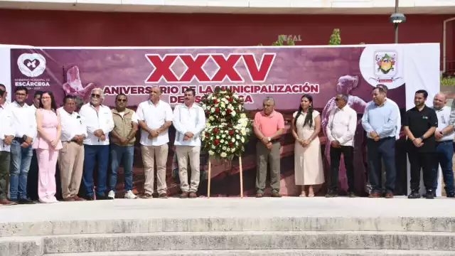Se realizó una ceremonia por los 35 años de la municipalización de Escárcega