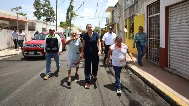 La alcaldesa Cecilia Patrón supervisó el operativo Calle por Calle en la Av. Alfredo Barrera Vásquez