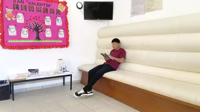 El adolescente compartió su experiencia, quien desde hace un año tuvo contacto con el cristal; actualmente está en terapia para recuperarse