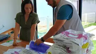 Los paquetes contienen boletas, actas, documentación y todo lo necesario para el próximo domingo