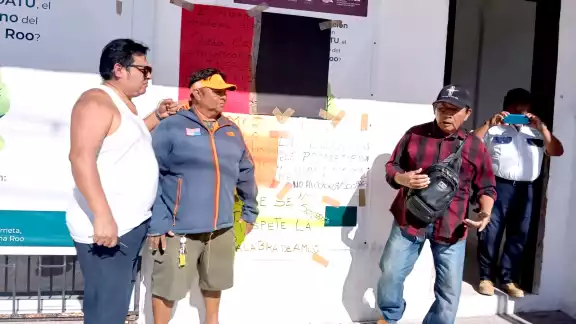 Los entrevistados afirmaron que algunas autoridades piden recursos para acelerar los trámites y a otros sólo les dan largas.