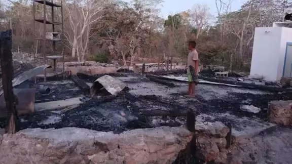 Estos artefactos han causado varios incendios que dejan destrucción total en casas y otras estructuras. Estos artefactos han causado varios incendios que dejan destrucción total en casas y otras estructuras.