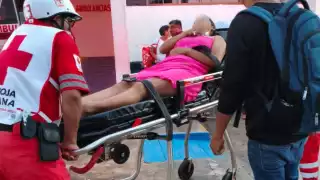 Una habitante es ingresada al hospital San Carlos después de que un relámpago cayera en su casa