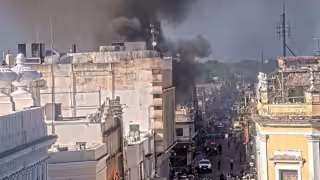 El incendio se registra en un local del mercado García Rejón de Mérida