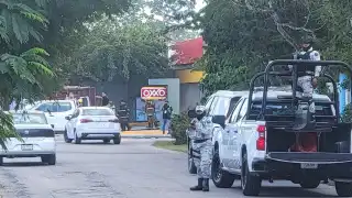 Alarma y temor por incendios en dos tiendas, posible ataque coordinado.