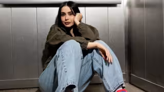 Lupita Villalobos avivó rumores de divorcio, desatando polémica en redes.