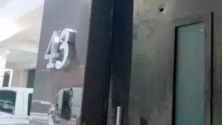 La noche de este jueves las instalaciones del diario El Debate fueron atacadas