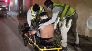 Percance automovilístico deja a motociclista hospitalizado en Campeche