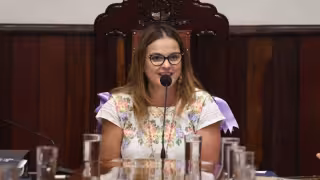 Alcaldesa de Mérida informa la apertura del Bazar García Rejón.