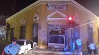 Solamente se registraron daños materiales en el choque en el Centro de Mérida