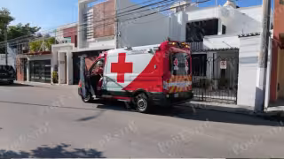 Fuerte movilización policial en Playa Norte por reporte de persona sin vida