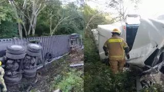 Un camión que transportaba pinturas y solventes volcó en la carretera Campeche – Champotón, en Seybaplaya.