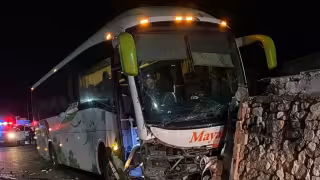 Fuerte accidente en Muna deja un muerto y al menos 20 lesionados