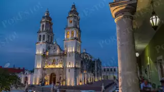 La Catedral de Campeche fue levantada originalmente en 1540 por orden de Francisco de Montejo y León.