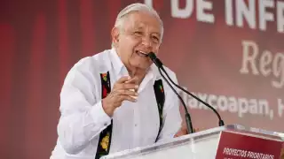 Andrés Manuel Lopez Obrador estuvo acompañado en su ira por Hidalgo por la virtual presidenta electa, Claudia Sheinbaum
