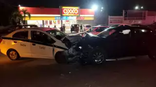 Así terminaron ambas unidades en Cancún