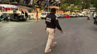 Anuncian cierre de calles en Nelson Barrera
