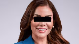 A lo largo de su carrera, Karina Barrón, ha militado en distintos partidos políticos, entre ellos el PRI, PAN y Movimiento Ciudadano