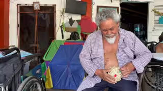 José Luis Solís Chel es el último artesano de papalotes en Chetumal, una tradición extinta en el sur del estado