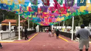 Chetumalenses honran la memoria de sus difuntos