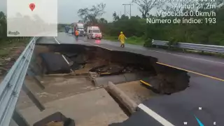 Más de 18 mil elementos de los 3 niveles de gobierno atienden las afectaciones por la Tormenta Tropical John en Guerrero y Oaxaca